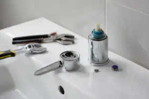 Bateriile cu cartuș ceramic explicate prin funcționare uzură și scurgeri